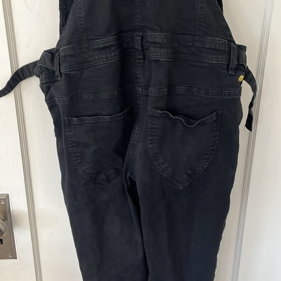 The Mumsie Jetset Maternity Black Overalls - Picture 6 of 8